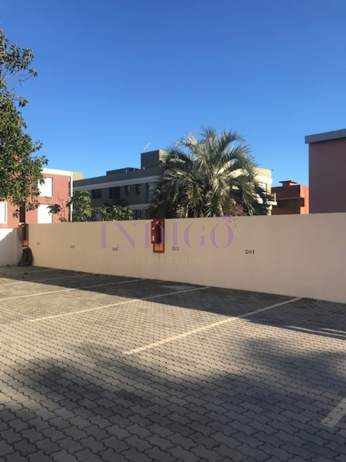 Apartamento Ref.455 - En venta en la Península, Punta del Este