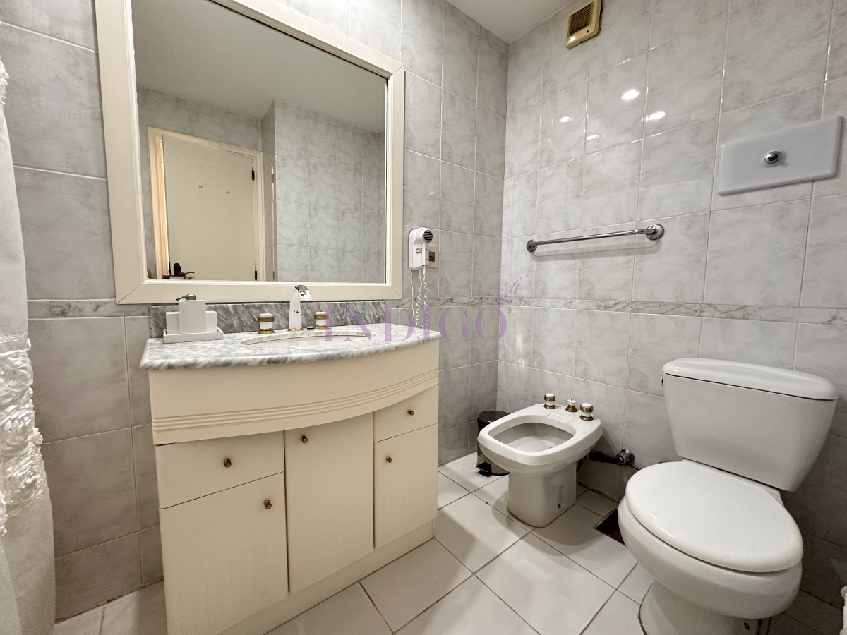 Apartamento Ref.585 - Alquiler 3 dormitorios Montoya