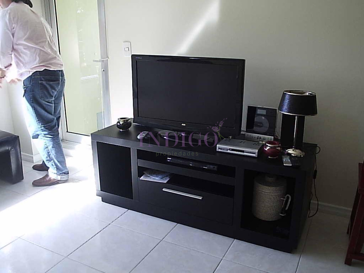 Apartamento Ref.464 - En alquiler anual o de temporada en edificio Doce Lunas.