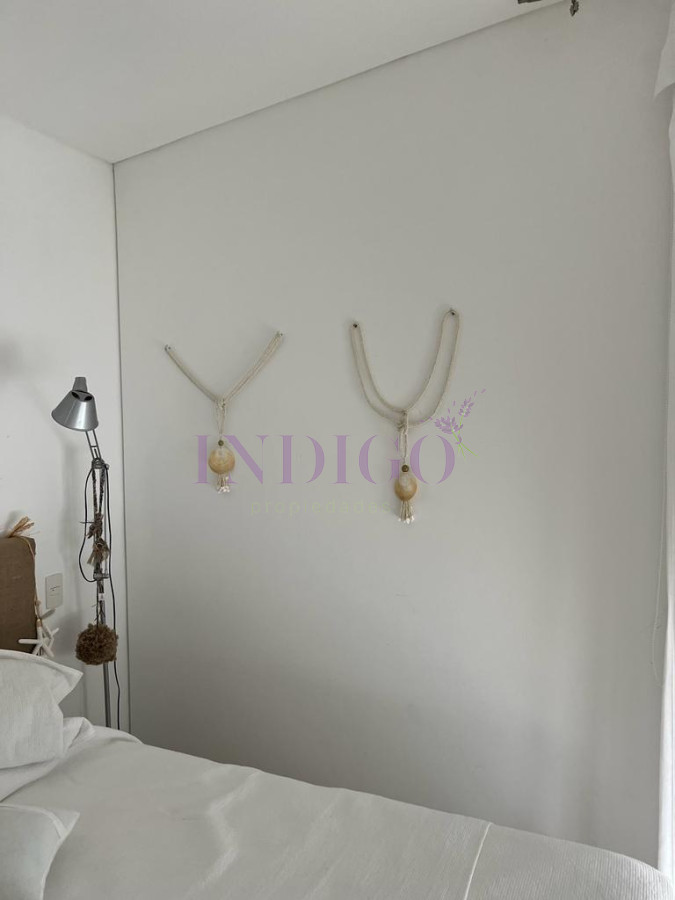 Apartamento Ref.116 - Torre Le Parc está ubicada en Rambla Lorenzo Batlle Pacheco y Av. Roosevelt, en primera línea frente al mar.