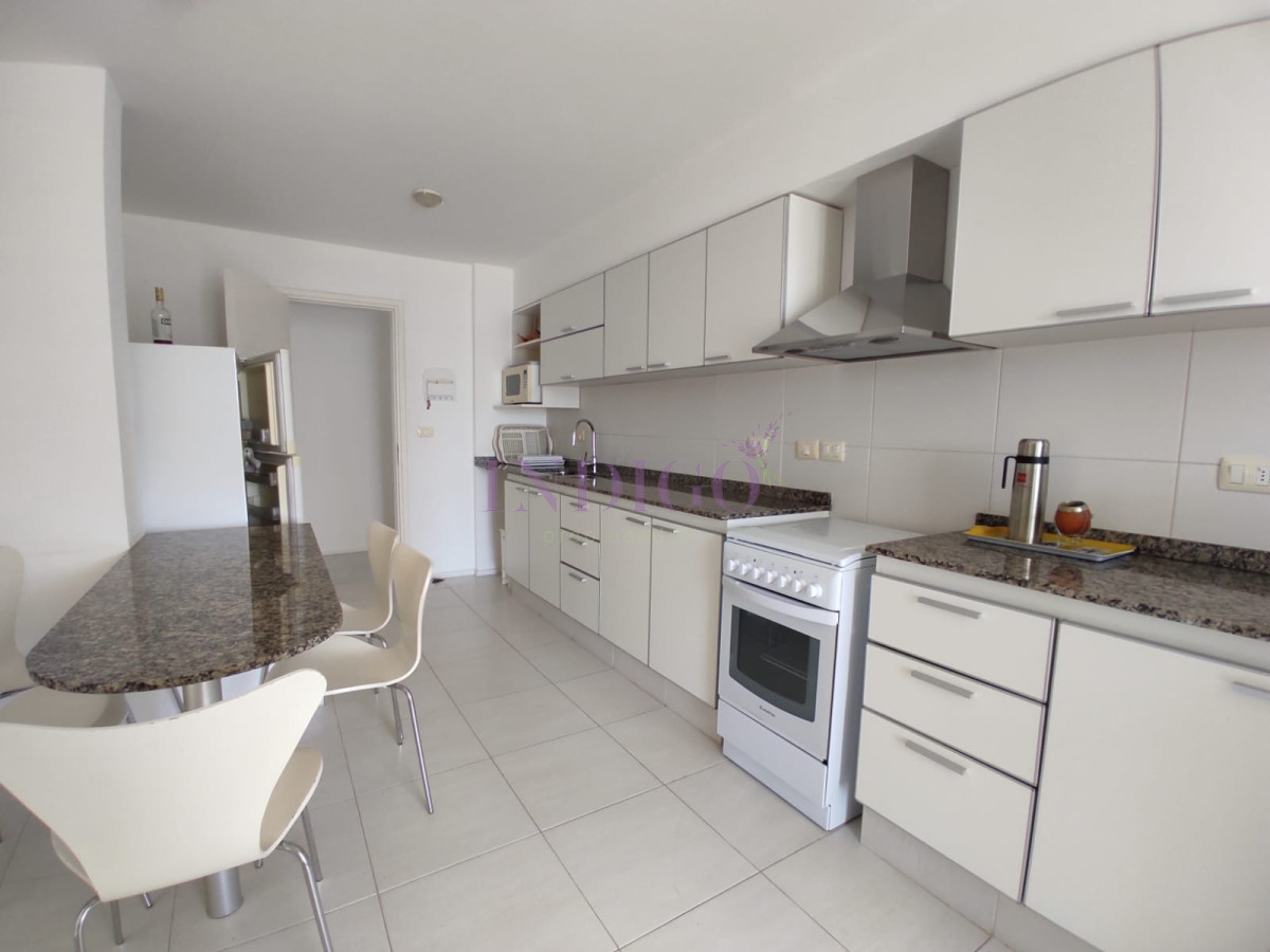 Apartamento Ref.334 - Apartamento en Brava, 3 dormitorios