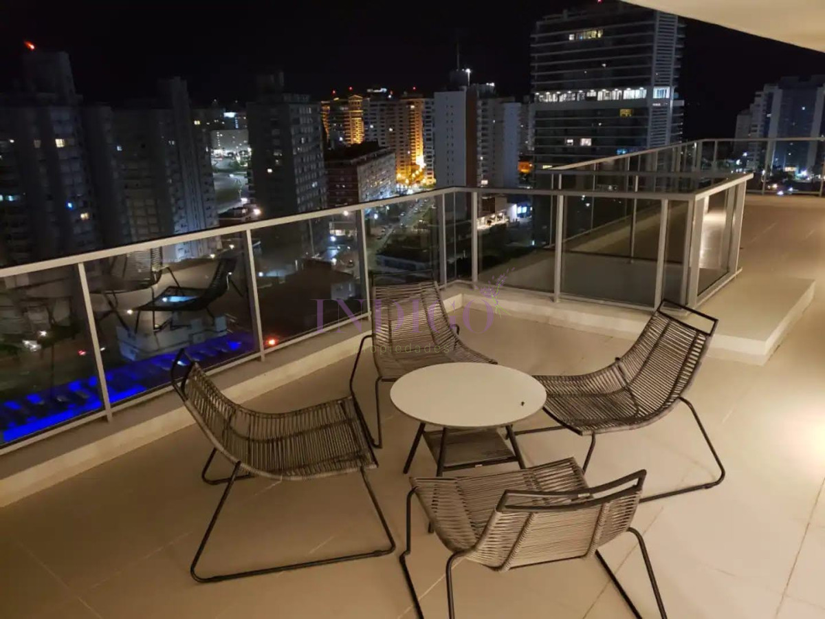 Apartamento Ref.974 - Alquiler de apartamento 3 Dormitorios, Punta del Este, Uruguay