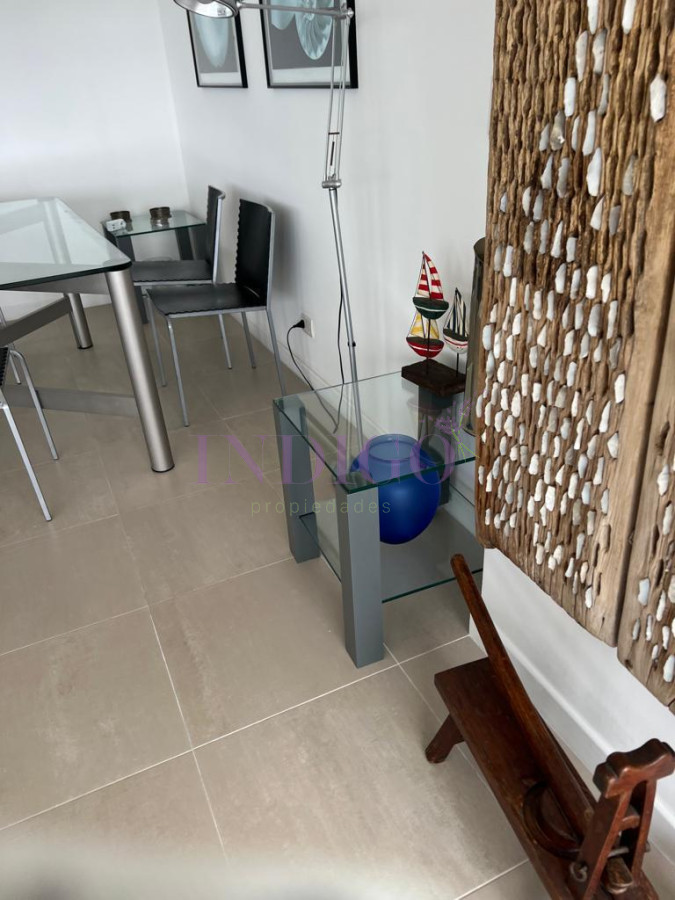 Apartamento Ref.116 - Torre Le Parc está ubicada en Rambla Lorenzo Batlle Pacheco y Av. Roosevelt, en primera línea frente al mar.