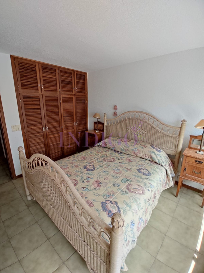 Apartamento Ref.644 - Apartamento con vista a la mansa, 2 dormitorios, 1 baño, muy luminoso!