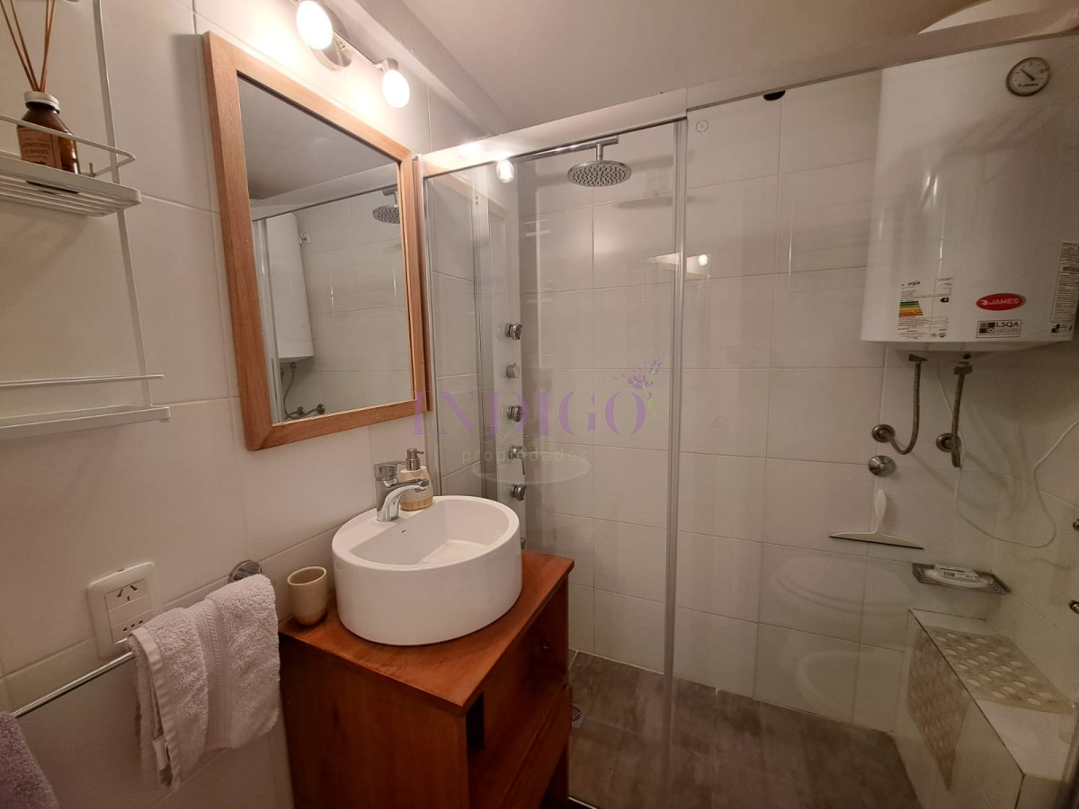 Apartamento Ref.372 - Apartamento en alquiler en la Península, 2 dormitorios .