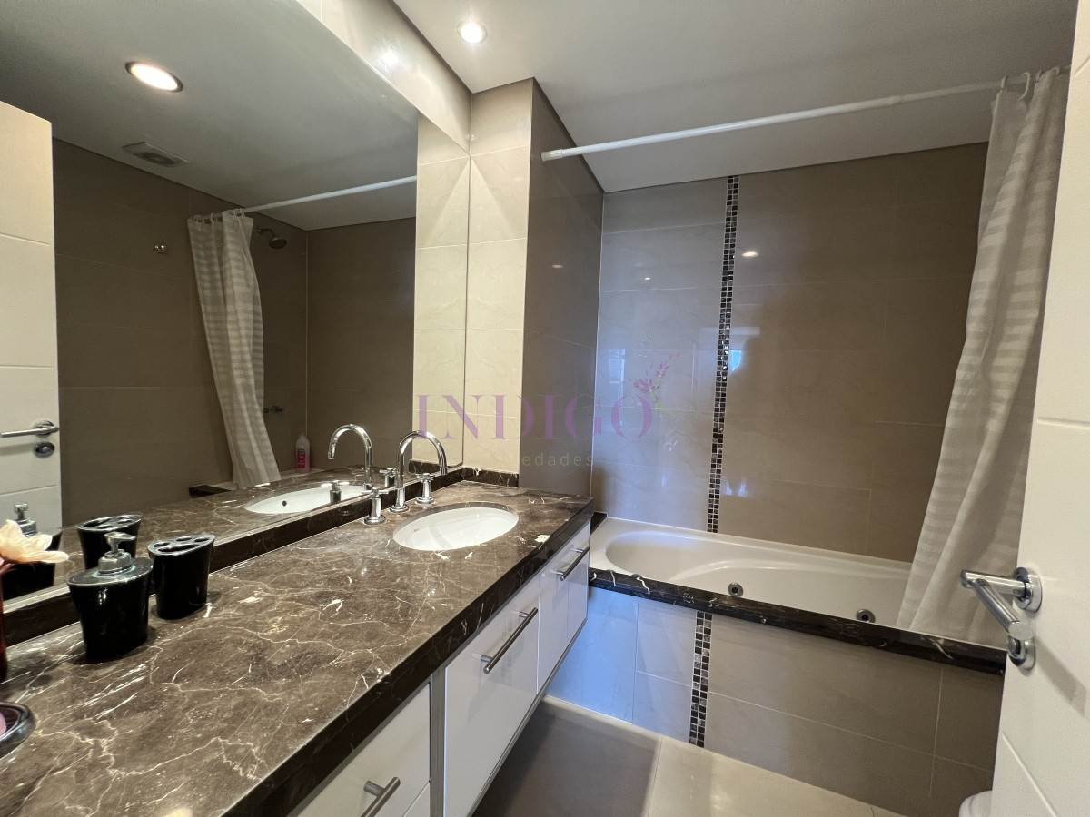 Apartamento Ref.1208 - Apartamento alquiler Playa Mansa