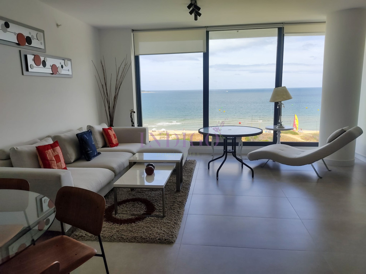 Apartamento Ref.878 - Venta de apartamento 2 dormitorios, Playa Mansa, Punta del Este, Uruguay