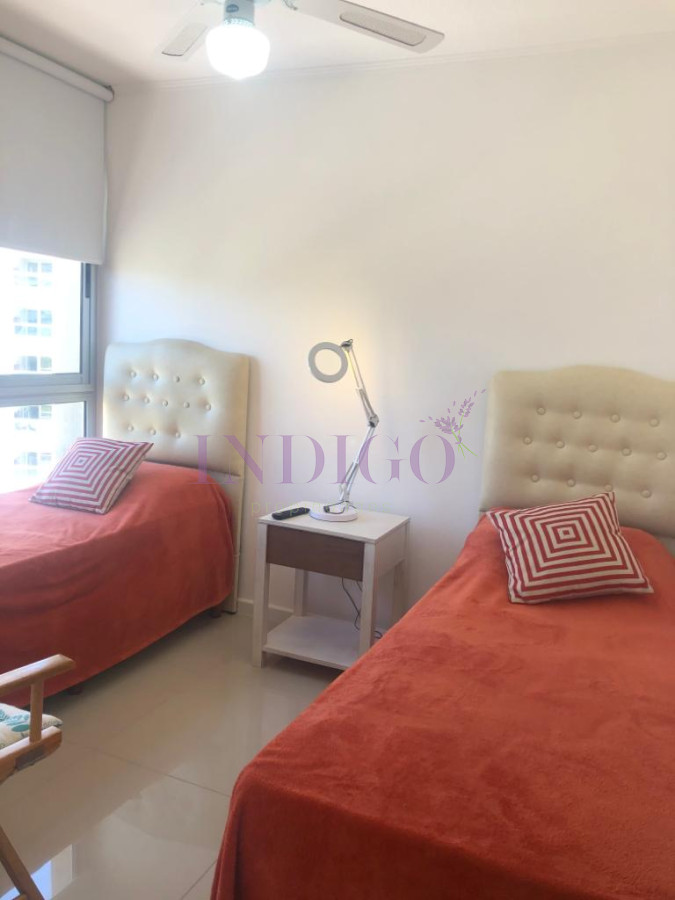Apartamento Ref.507 - en alquiler playa brava de 2 dormitorios