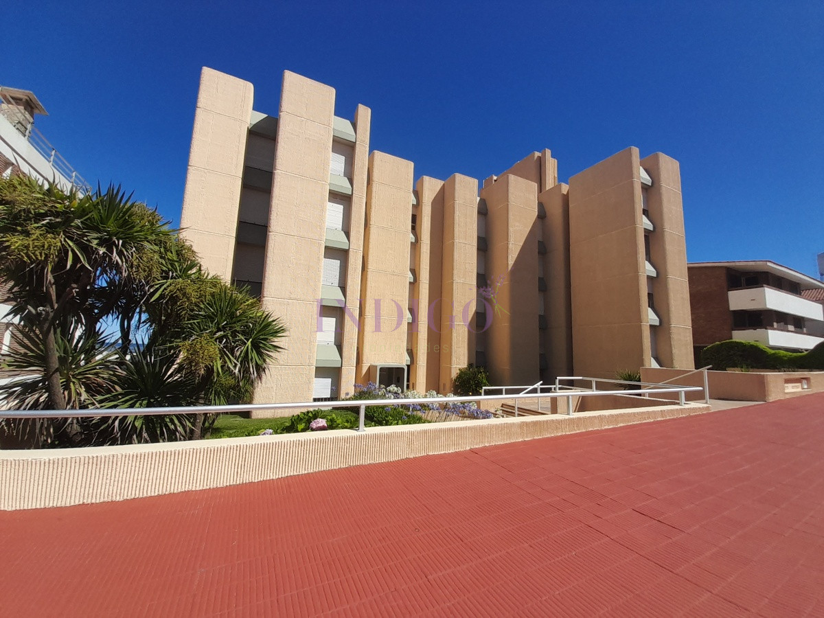 Apartamento Ref.925 - Alquiler de apartamento 3 Dormitorios, Punta del Este, Uruguay