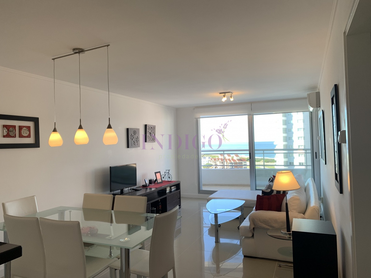 Apartamento Ref.849 - Apartamento en alquiler de 3 dormitorios en Playa Brava con servicios
