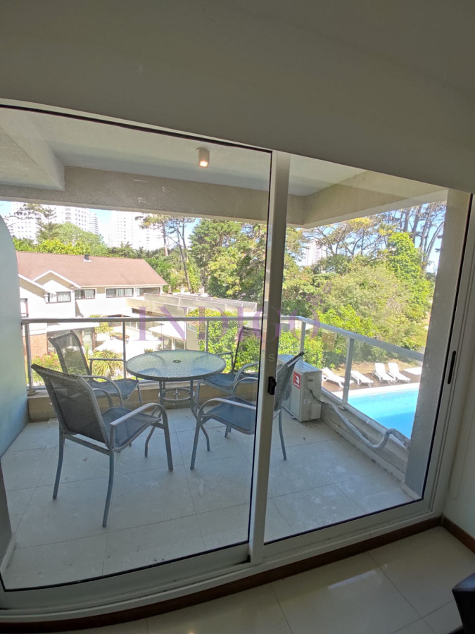 Apartamento Ref.628 - Apartamento de 1 dormitorio, 1 baño, con piscina, muy bien ubicado
