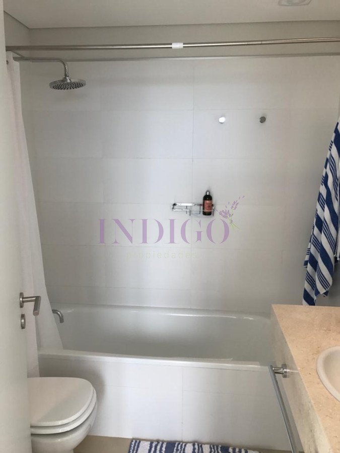 Apartamento Ref.1328 - En alquiler, penthouse, Posta del Cangrejo, 4 dormitorios.