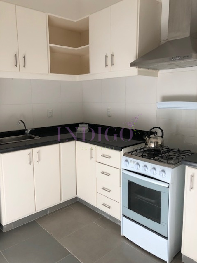 Apartamento Ref.429 - Departamento en alquiler en Manantiales.