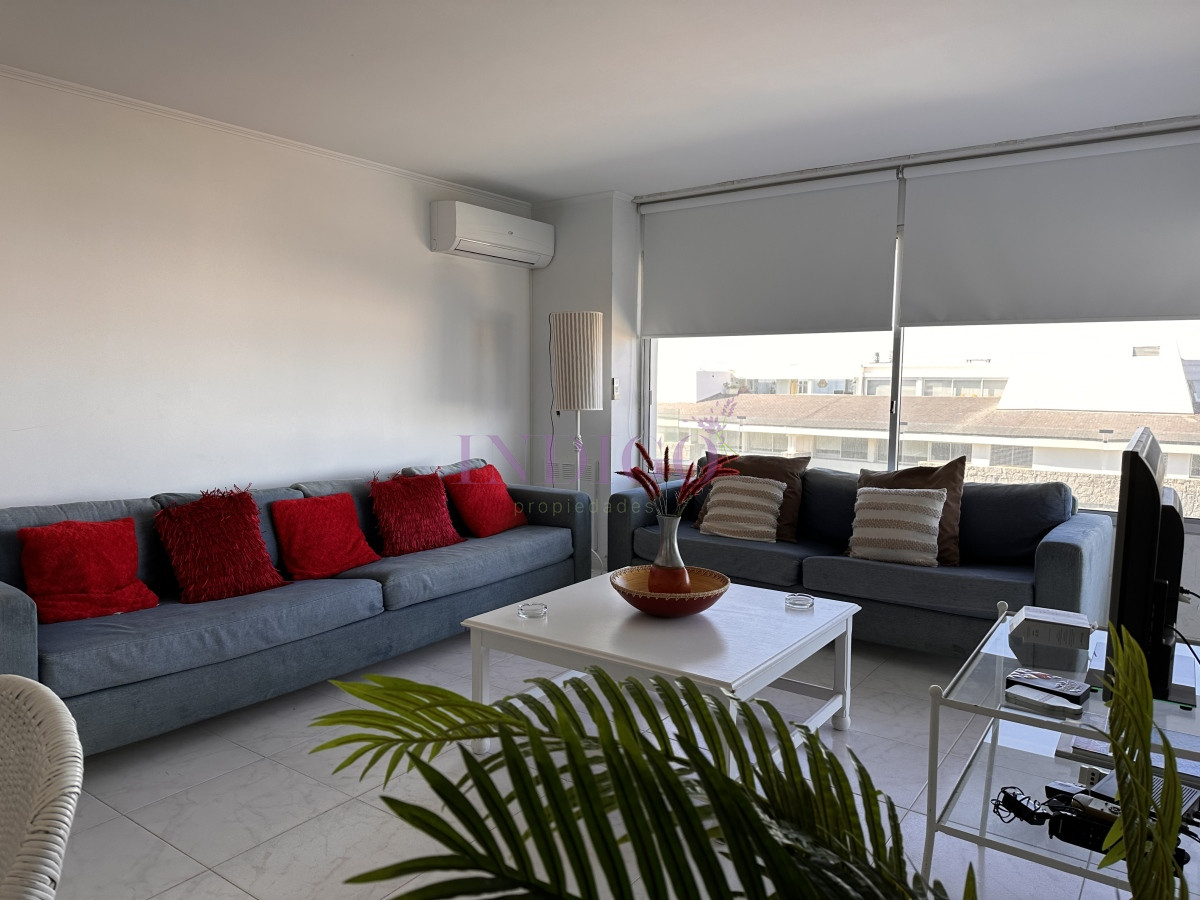 Apartamento Ref.585 - Alquiler 3 dormitorios Montoya
