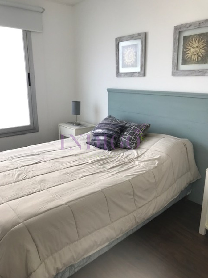 Apartamento Ref.418 - Muy buen departamento en alquiler a mts de la  playa Brava.