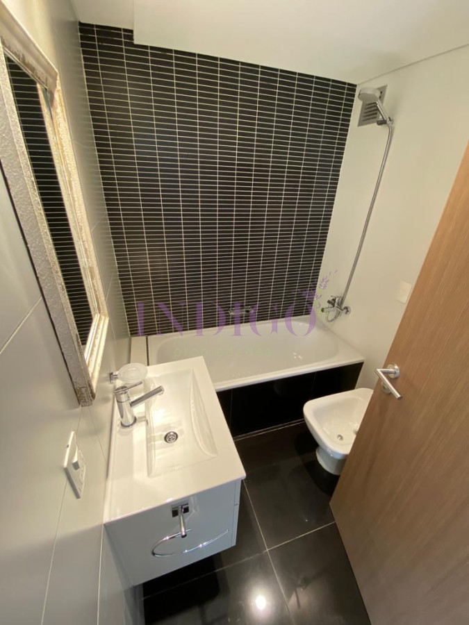 Apartamento Ref.899 - Apartamento 2 Dormitoritos y 2 Baños, con vista al mar!
