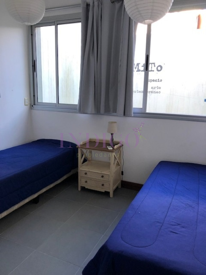 Apartamento Ref.429 - Departamento en alquiler en Manantiales.