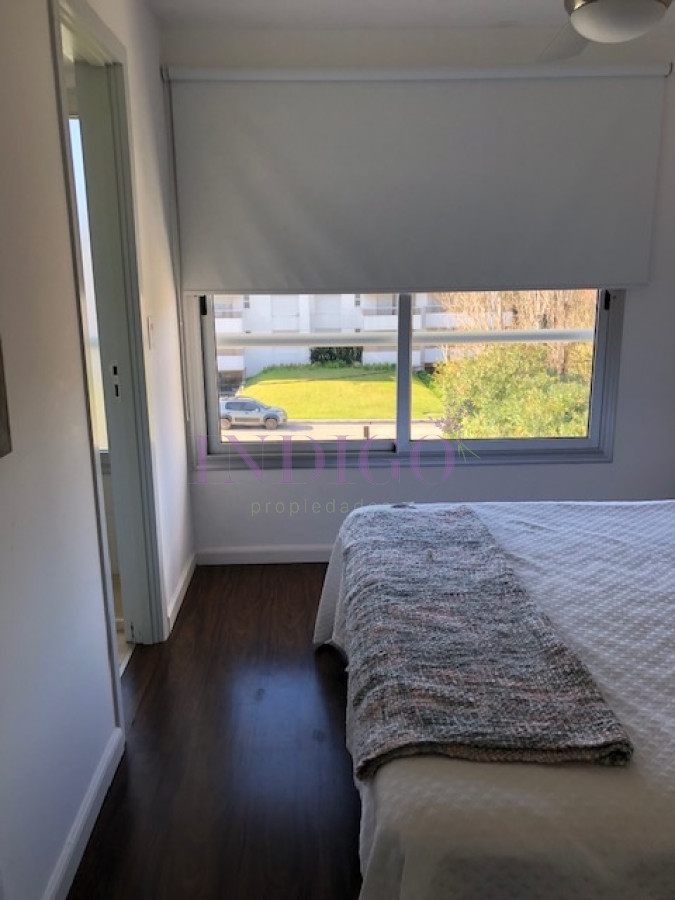 Apartamento Ref.422 - En alquiler lindisimo departamento a pasitos de la playa Brava.