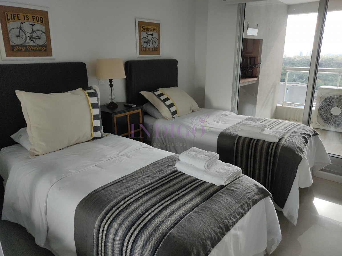 Apartamento Ref.349 - Departamento en alquiler plena plena playa Brava, 2 dormitorios