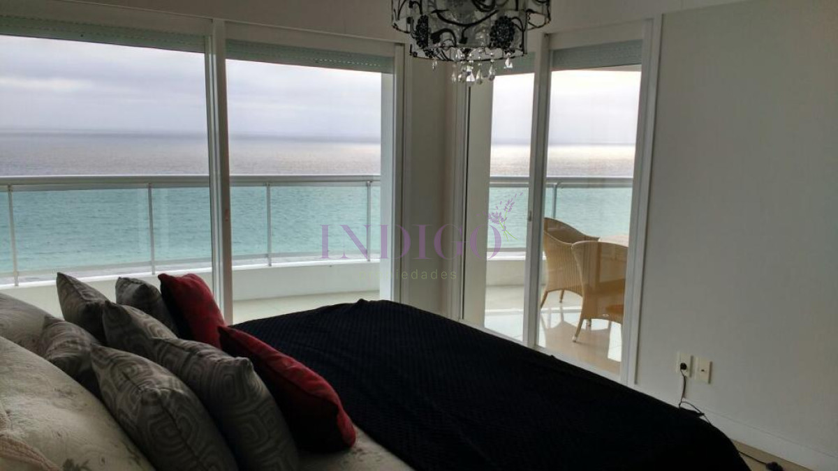 Apartamento Ref.802 - Apartamento en Torre Acuarela, 3 Dormitorios y 5 baños, full amenities!