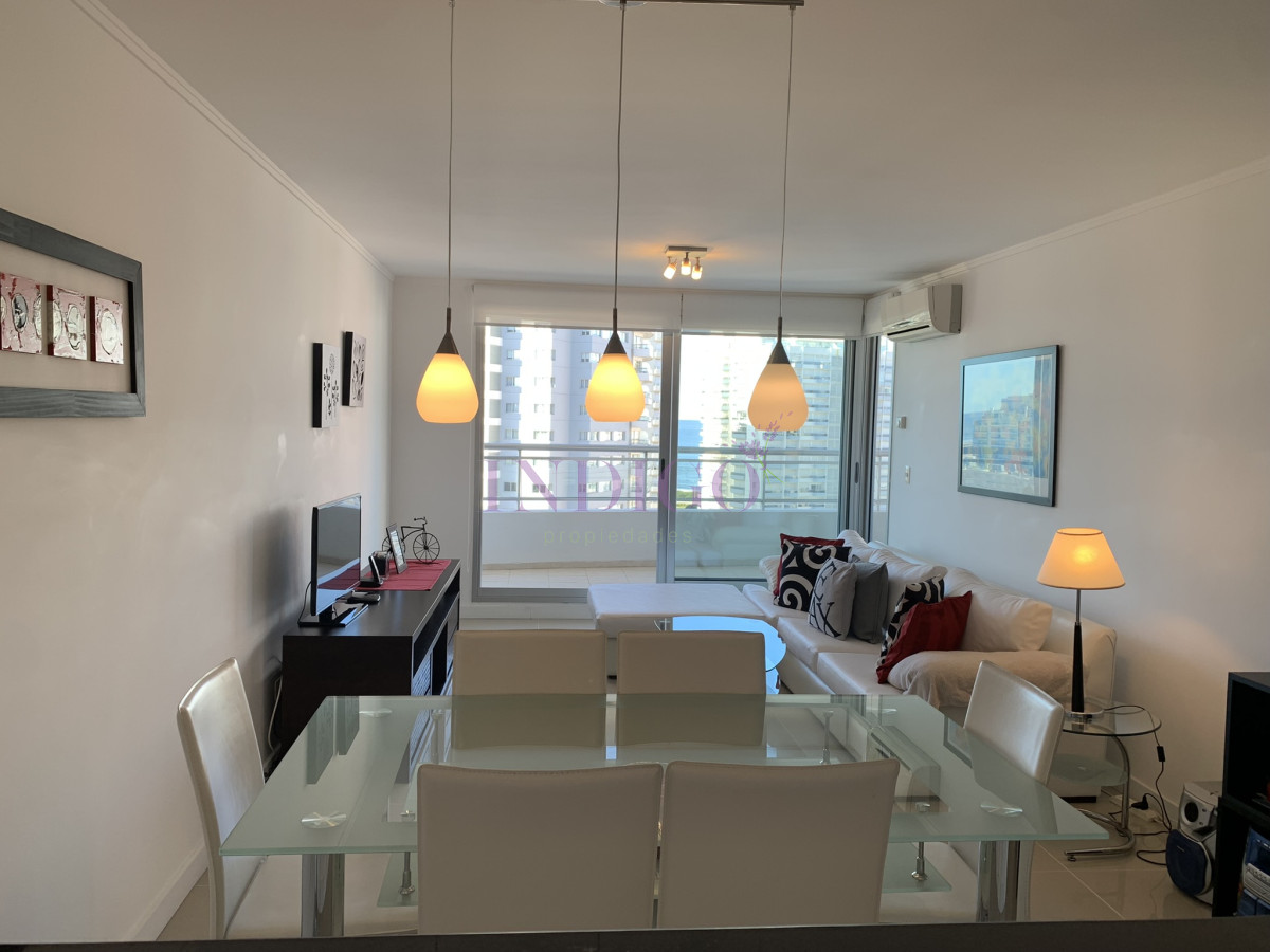 Apartamento Ref.849 - Apartamento en alquiler de 3 dormitorios en Playa Brava con servicios