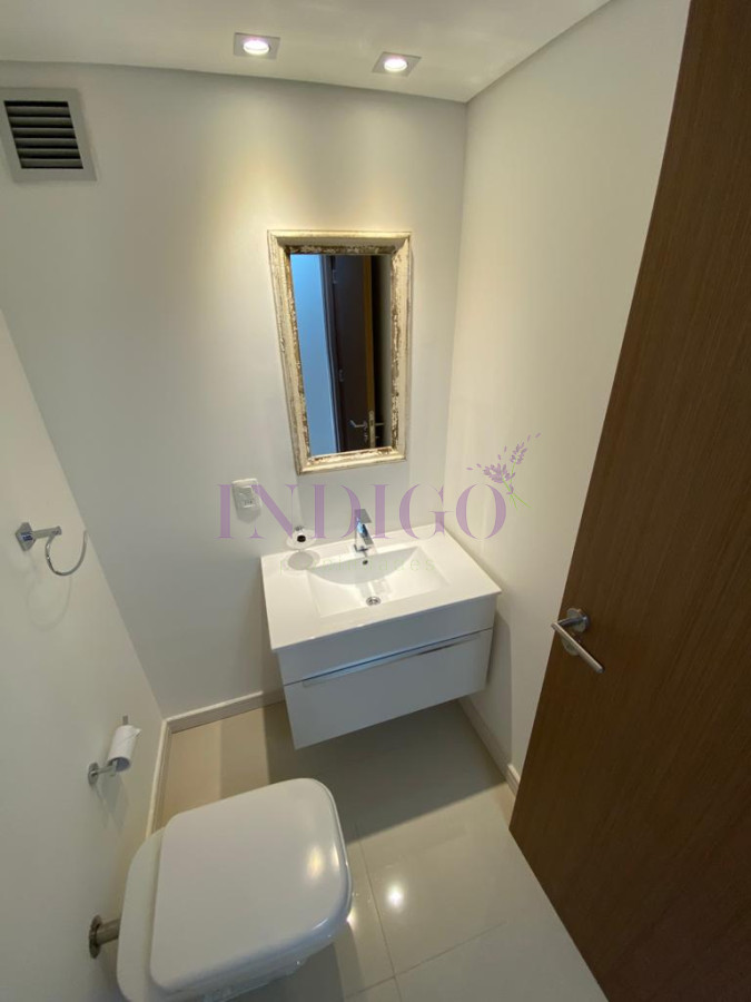 Apartamento Ref.899 - Apartamento 2 Dormitoritos y 2 Baños, con vista al mar!