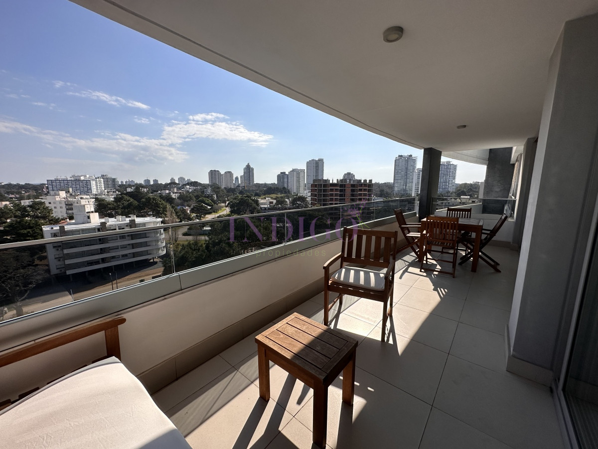 Apartamento Ref.757 - Apartamento playa Brava 3 dorm y 3 baños