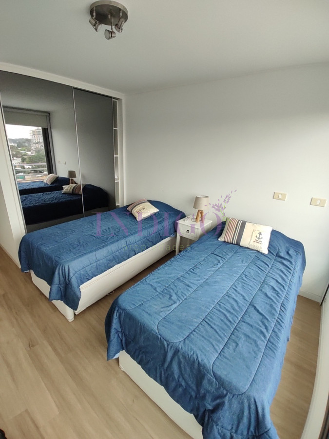 Apartamento Ref.224 - Muy buen departamento  en Mansa, 2 dormitorios .