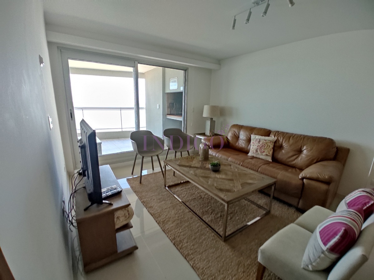 Apartamento Ref.351 - Muy buen Departamento alquiler frente al mar en la  Brava, 3 dormitorios