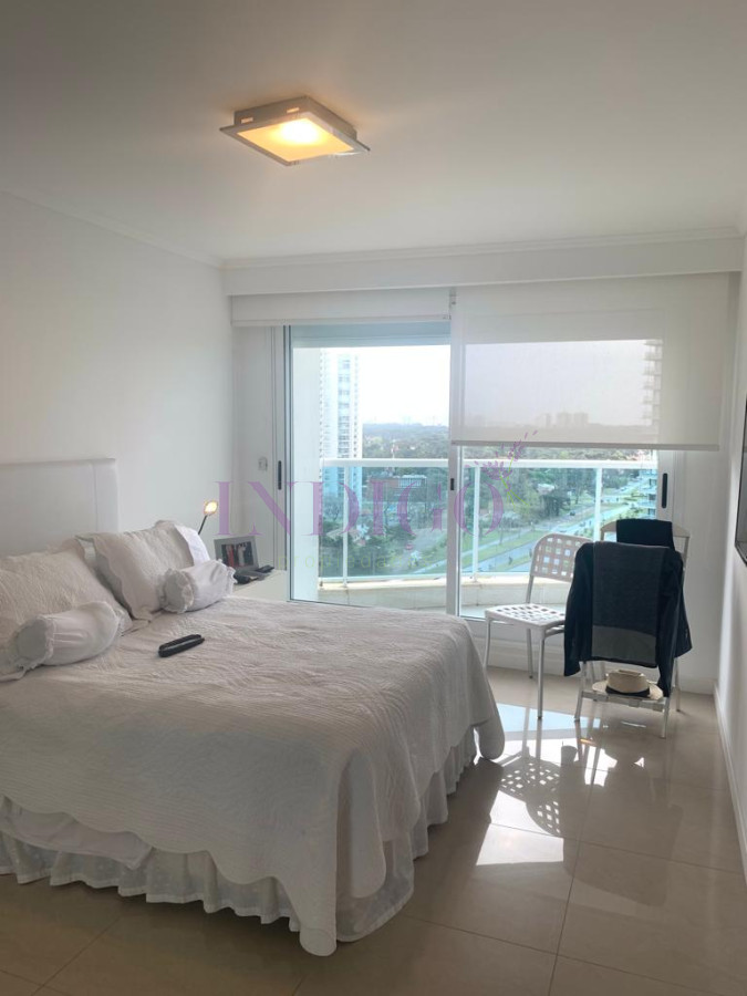 Apartamento Ref.898 - Apartamento en la mansa a metros de Enjoy PDE y la Rambla 