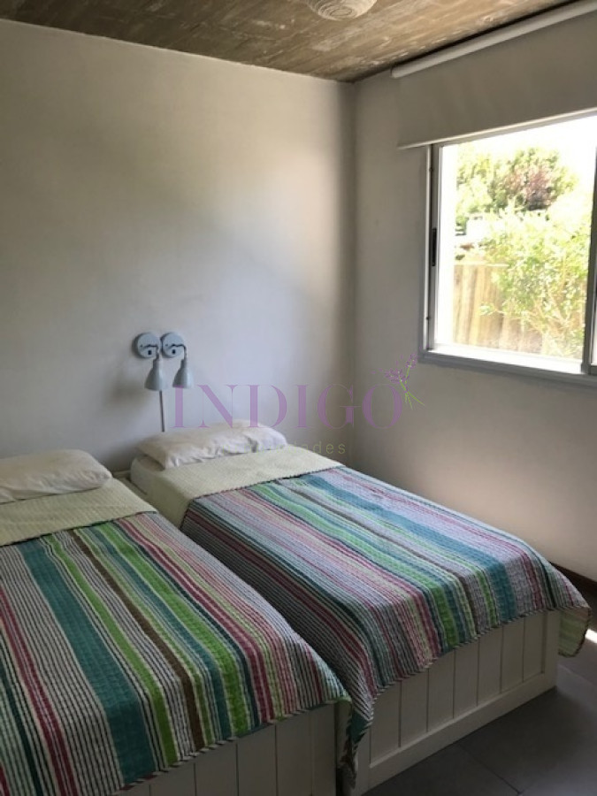 Apartamento Ref.42 - Departamento en Manantiales, 3 dormitorios 