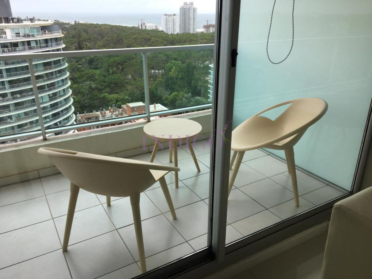 Apartamento Ref.7 - En alquiler departamento en Roosevelt con todos los servicios, 1 dormitorio.