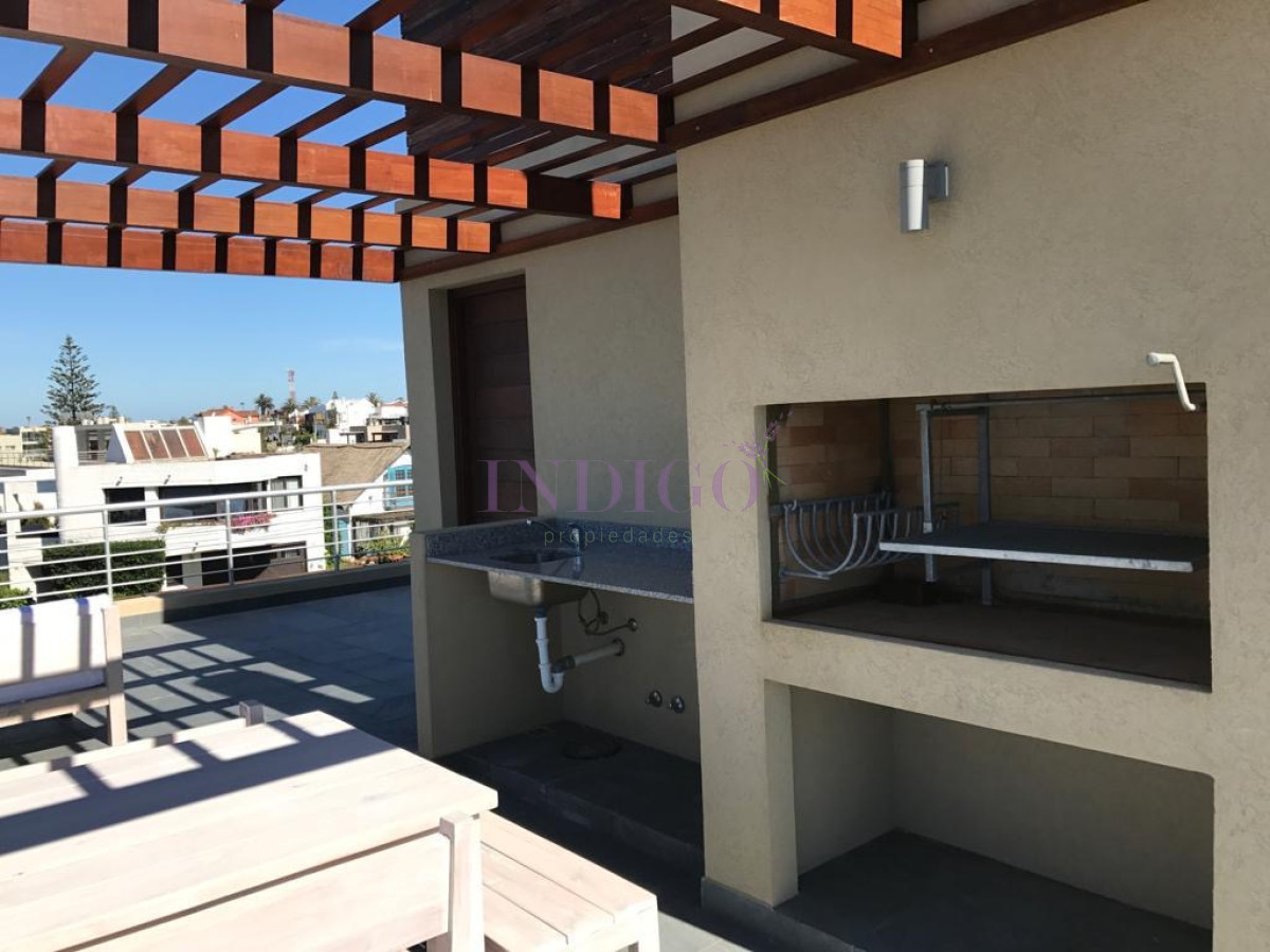 Apartamento Ref.1328 - En alquiler, penthouse, Posta del Cangrejo, 4 dormitorios.