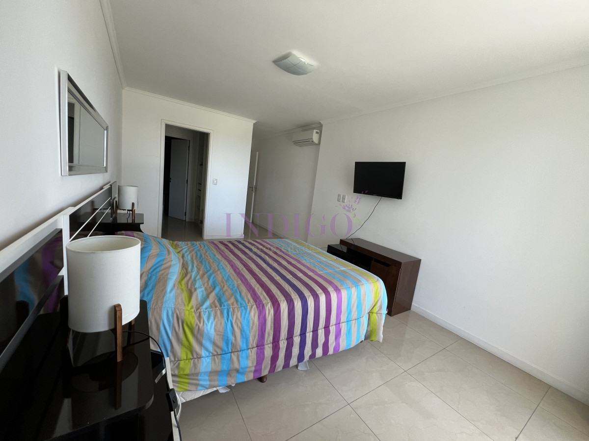 Apartamento Ref.1208 - Apartamento alquiler Playa Mansa