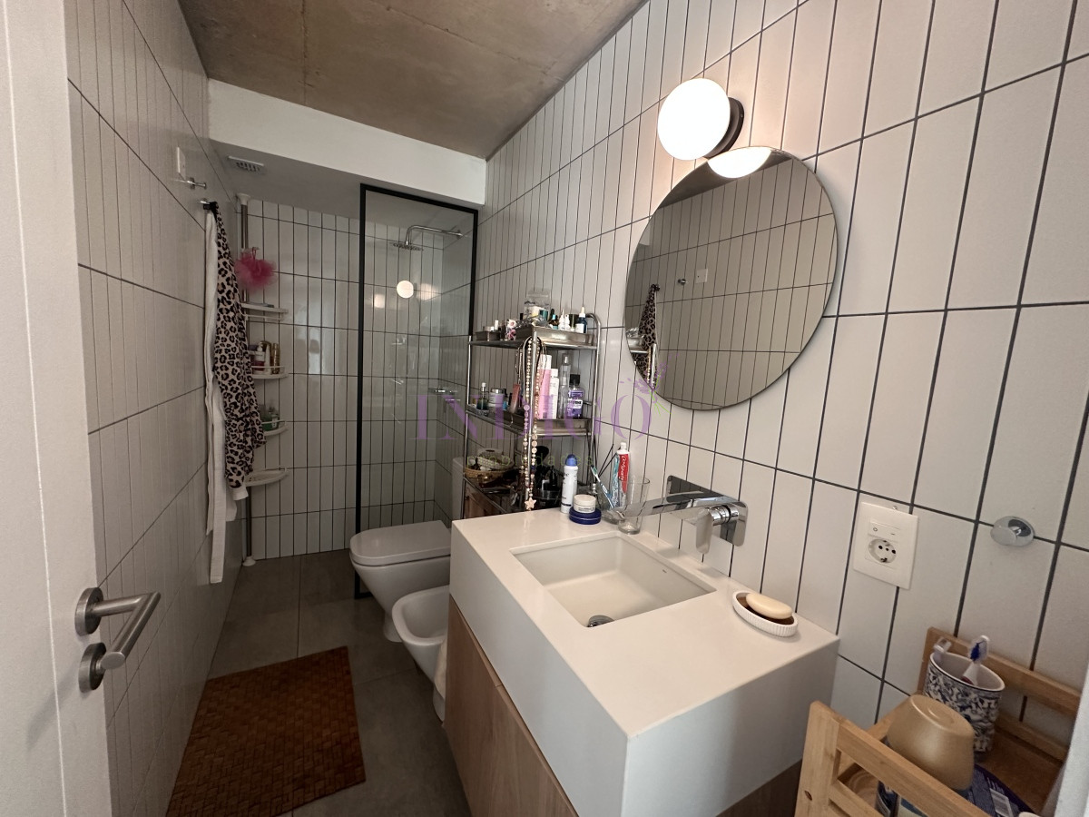 Apartamento Ref.1032 - En venta, en Manatiales 1 dorm.