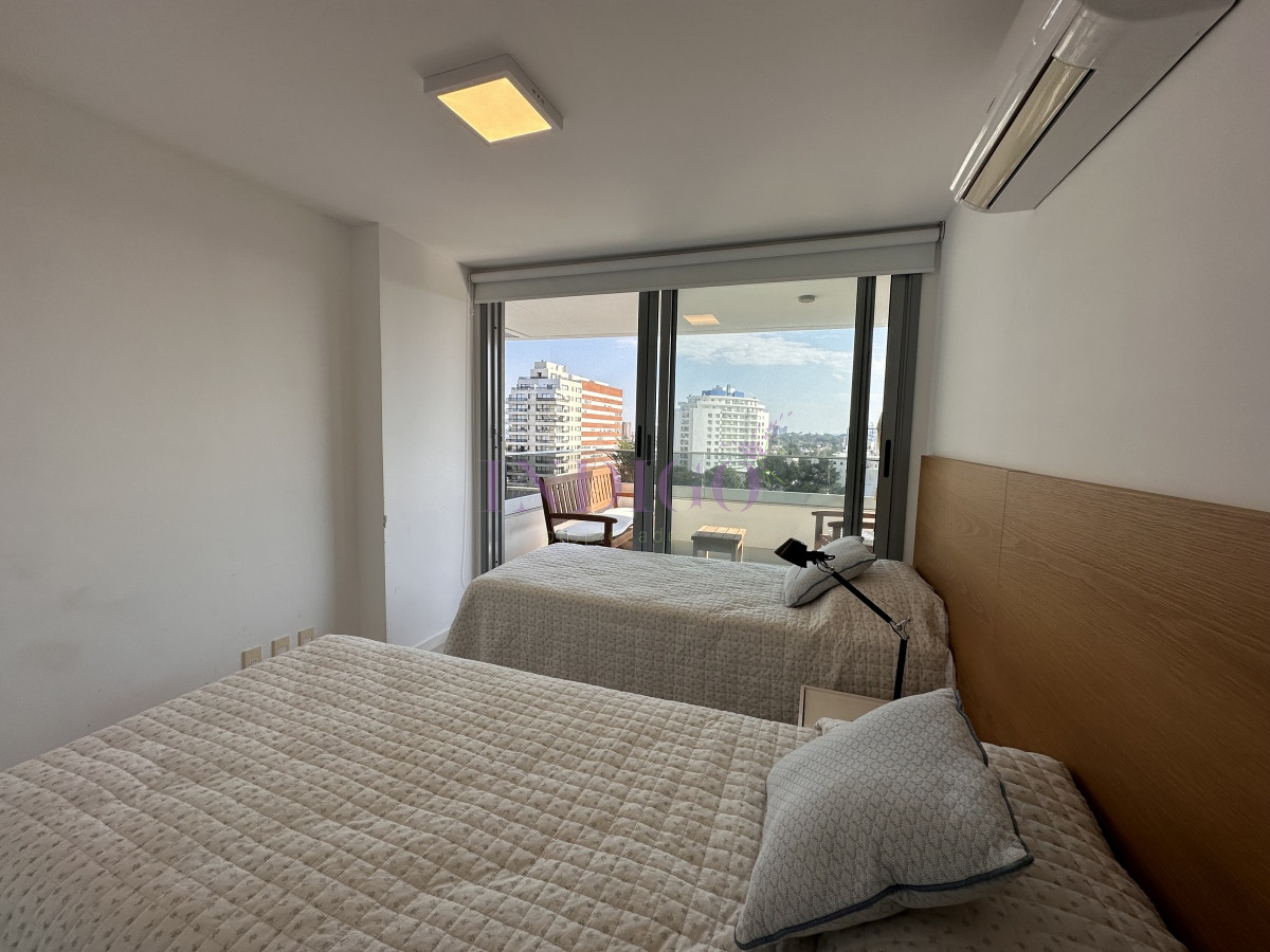 Apartamento Ref.757 - Apartamento playa Brava 3 dorm y 3 baños