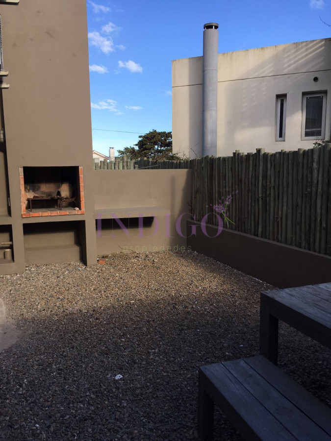 Apartamento Ref.55 - Alquiler en Manantiales, 2 dormitorios primera quincena de enero disponible.