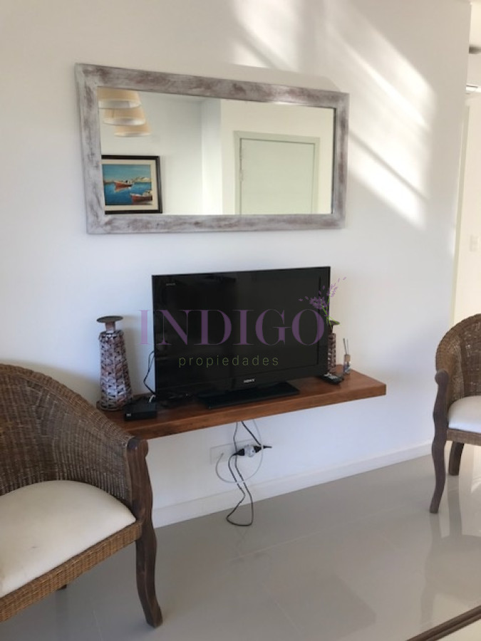 Apartamento Ref.418 - Muy buen departamento en alquiler a mts de la  playa Brava.
