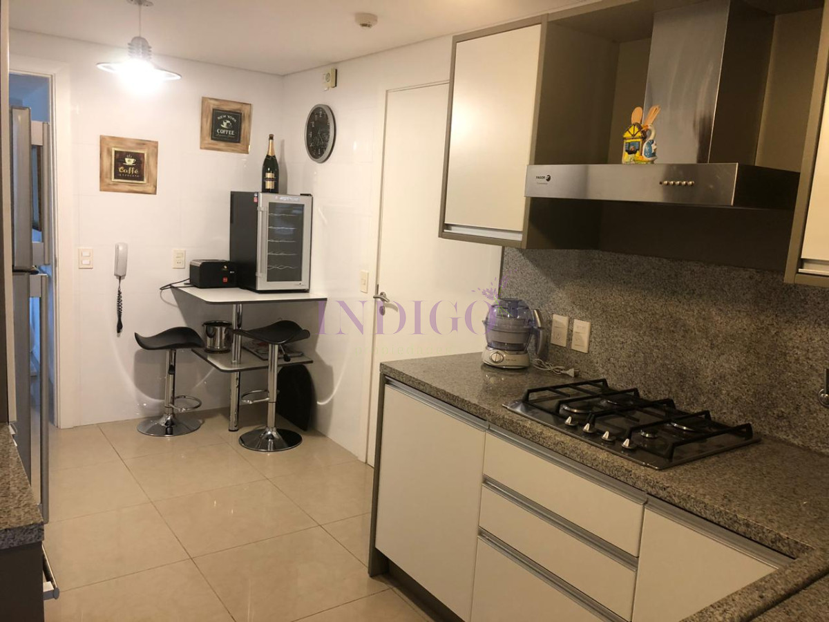Apartamento Ref.479 - Departamento en Venta, Edificio Acuarela
