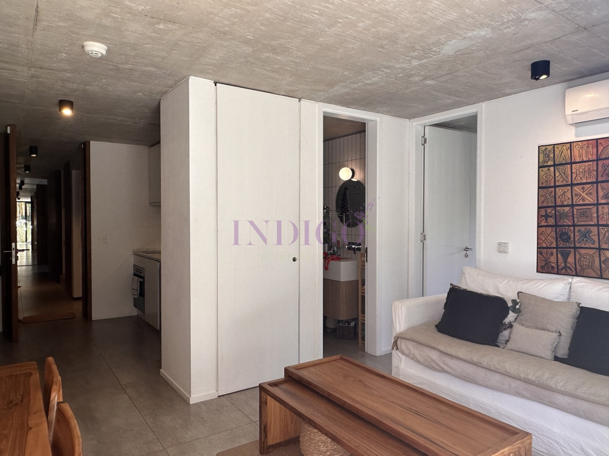 Apartamento Ref.1032 - En venta, en Manatiales 1 dorm.
