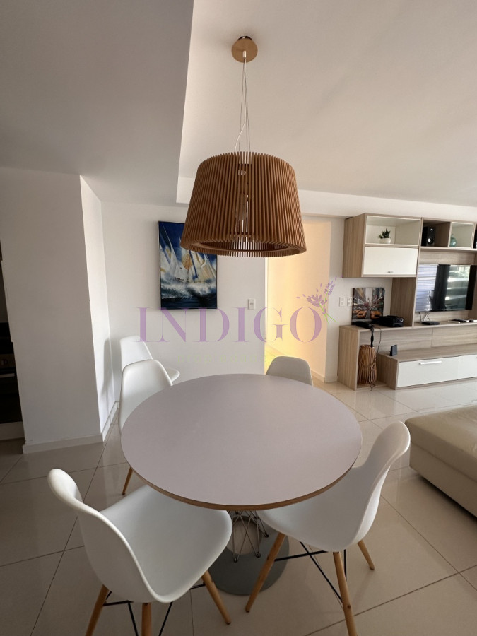 Apartamento Ref.752 - En alquiler 3 dormtorios parada 6 de la brava