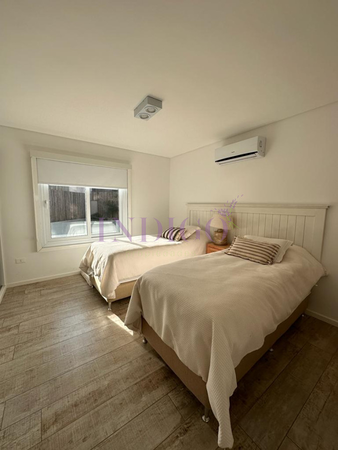 Apartamento Ref.1105 - Departamento en posta del cangrejo primera linea, 3 dormitorios