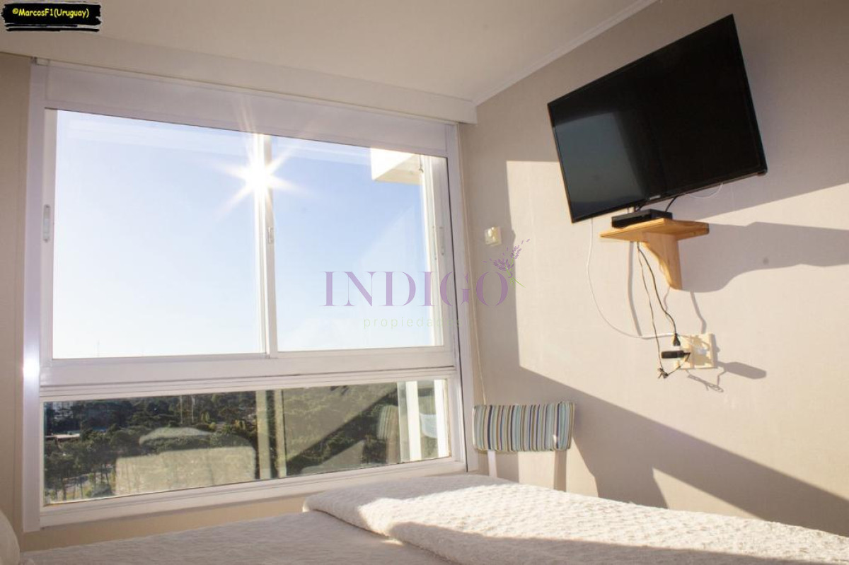 Apartamento Ref.852 - Apartamento en Torre Full Amenitites en Punta del Este, 2 Dormitorios y 2 Baños