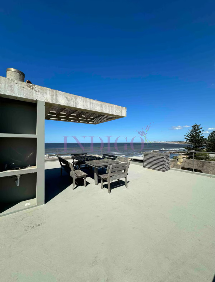 Apartamento Ref.958 - Departamento de 3 Dormitoritos primera linea de La Barra, a paso del Mar!