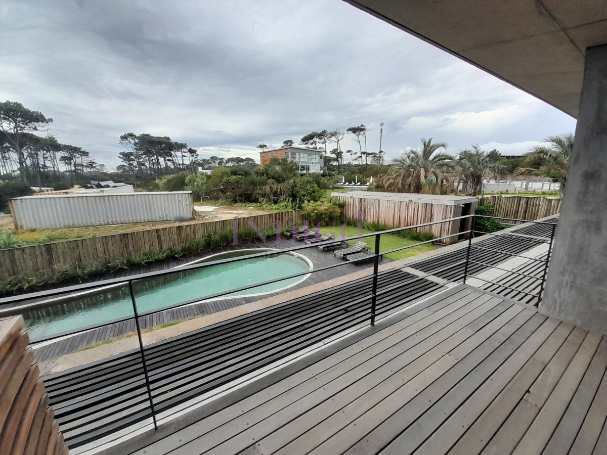 Apartamento Ref.933 - Apartamento en alquiler 3 dormitorios en Manantiales, Uruguay