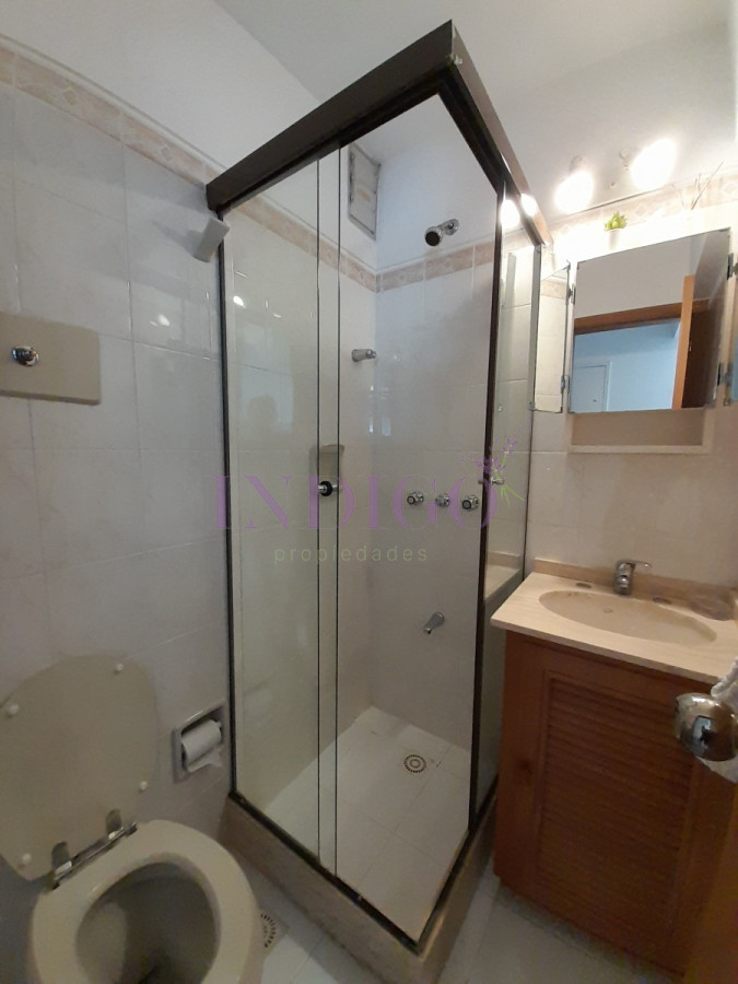 Apartamento Ref.22 - En venta casi frente al mar en playa Brava.