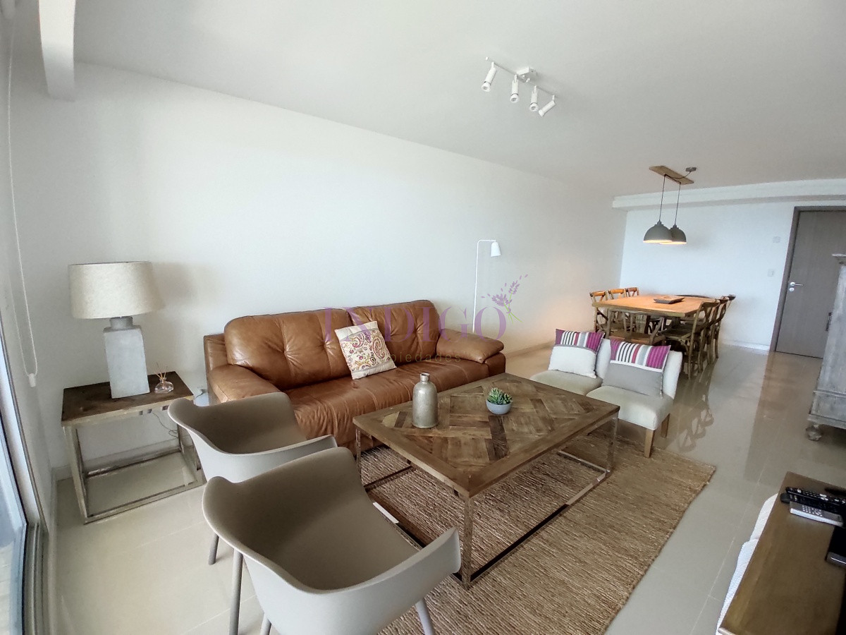 Apartamento Ref.351 - Muy buen Departamento alquiler frente al mar en la  Brava, 3 dormitorios