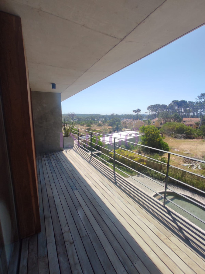 Apartamento Ref.996 - Venta de apartamento 2 dormitorios en Manantiales, Uruguay