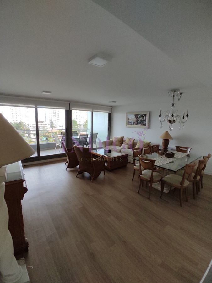 Apartamento Ref.686 - Apartamento en la mansa, 2 dormitorios y 3 baños, muy bien equipado