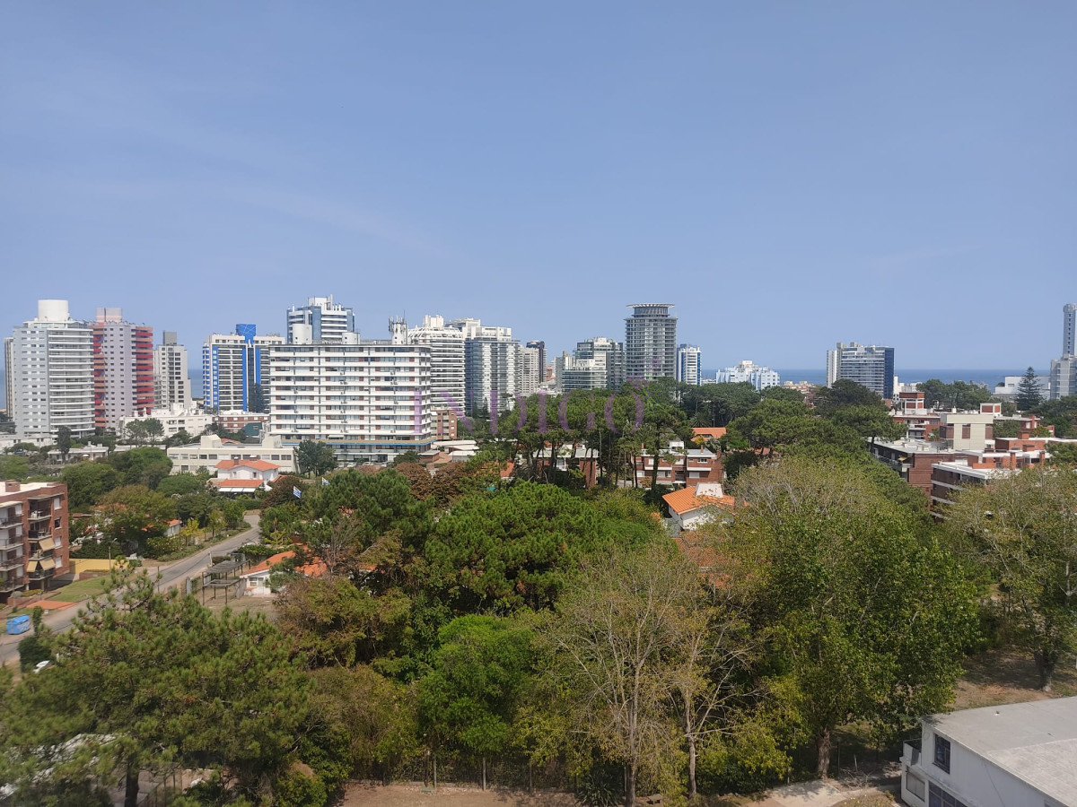 Apartamento Ref.1079 - En venta y alquiler apartamento de dos dormitorios en playa Brava